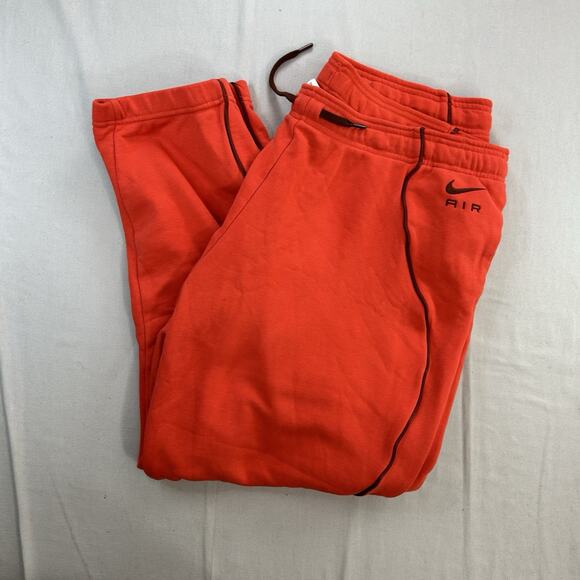 Nike Sweatpants Men 2XL Red Sportswear Club Fleece Drawstring Pocket Swoosh Gym - Picture 1 of 9